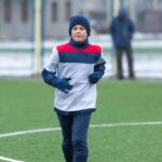 Czapka treningowa i rękawiczki piłkarskie - niezbędny zestaw w czasie zimowych treningów